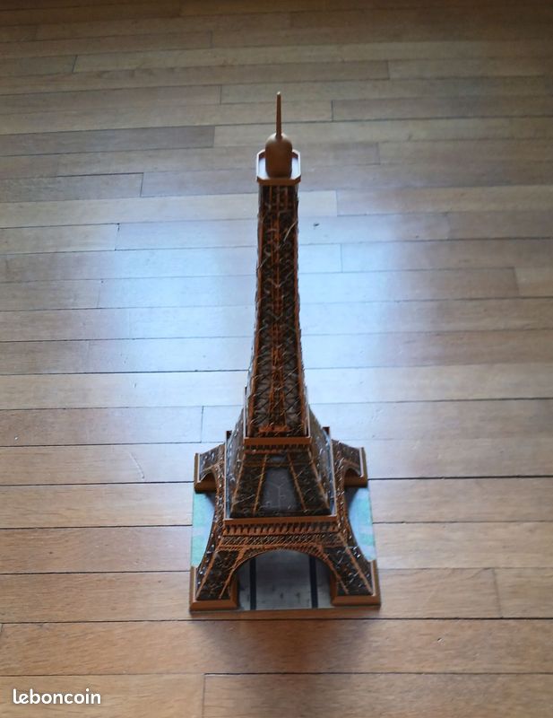 Puzzle en 3D - la tour Eiffel (image 2)