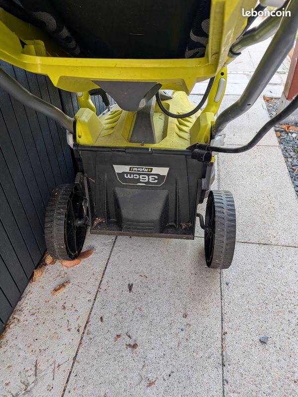 Tondeuse hybride Ryobi 36 cm 2 batteries (image 2)