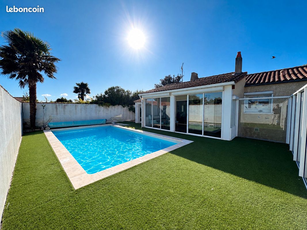 Maison 5 pièces 200 m² · à Fouras · 200 m² · 497 000 €