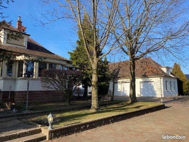Maison 9 pièces 218 m²