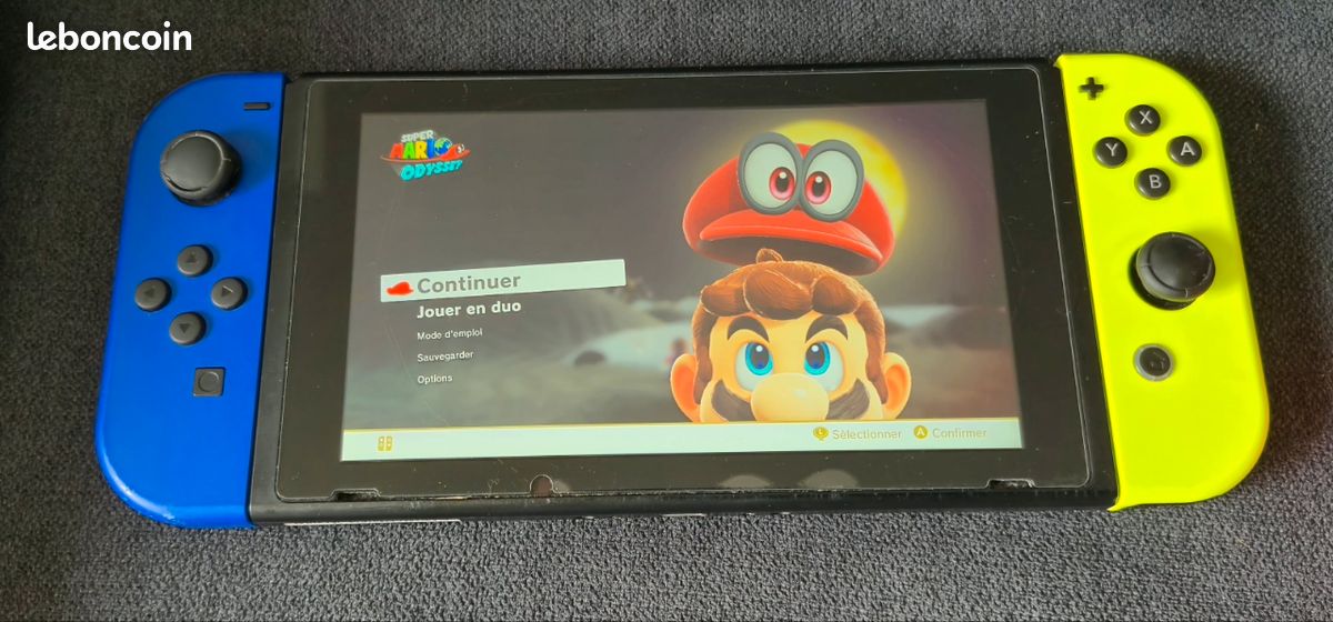 Nintendo Switch (image 3)