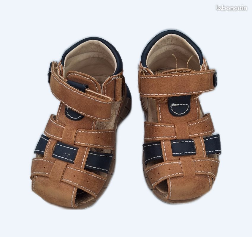 Chaussure bébé taille 20 Chaussures