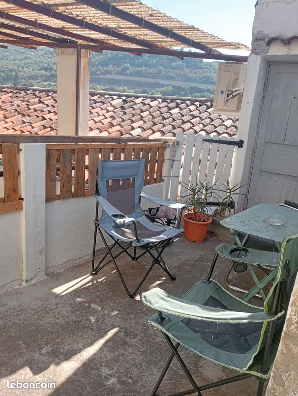 Appartement 3 pièces 70 m² · à Lodève · 70 m² · 700 €