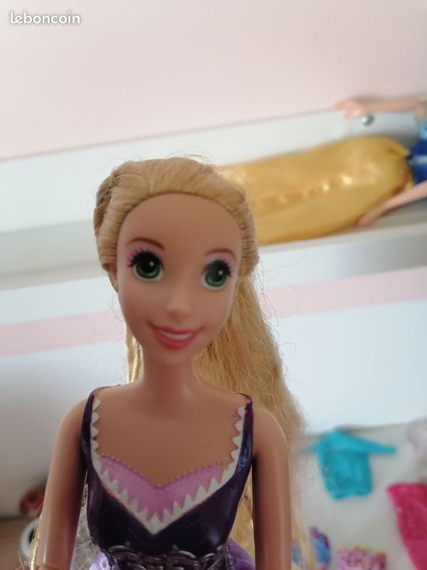 Barbie Raiponce et son prince - Jeux & Jouets