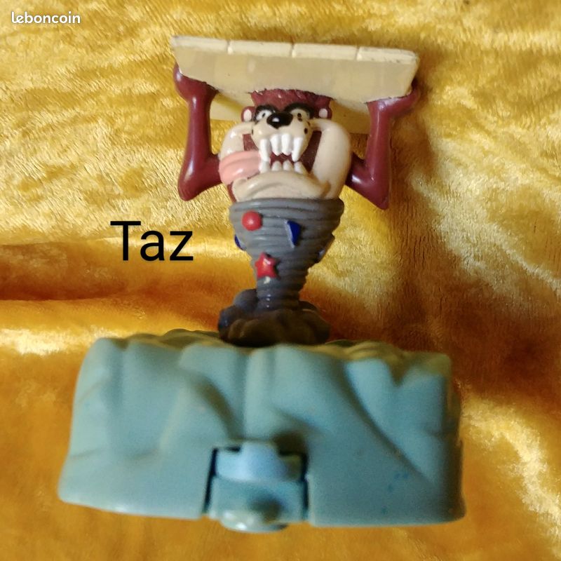 Figurine Taz – Dévore Le Frigidaire – Looney Tunes 1997