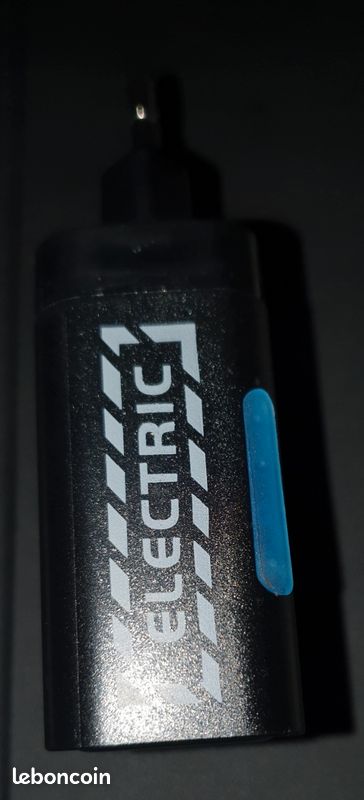 Chargeur multiport 240w (image 4)