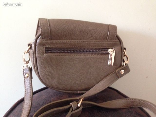 Mini Sac BENETTON (image 2)