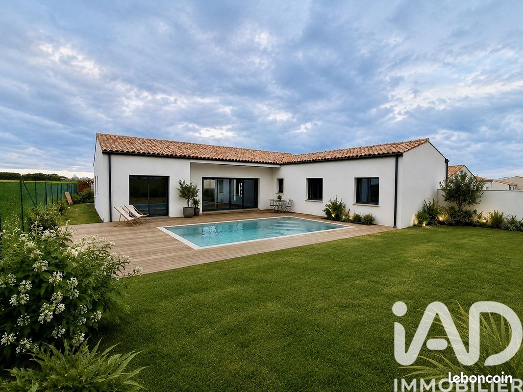 Maison 6 pièces 146 m² · à Andilly · 146 m² · 332 000 €