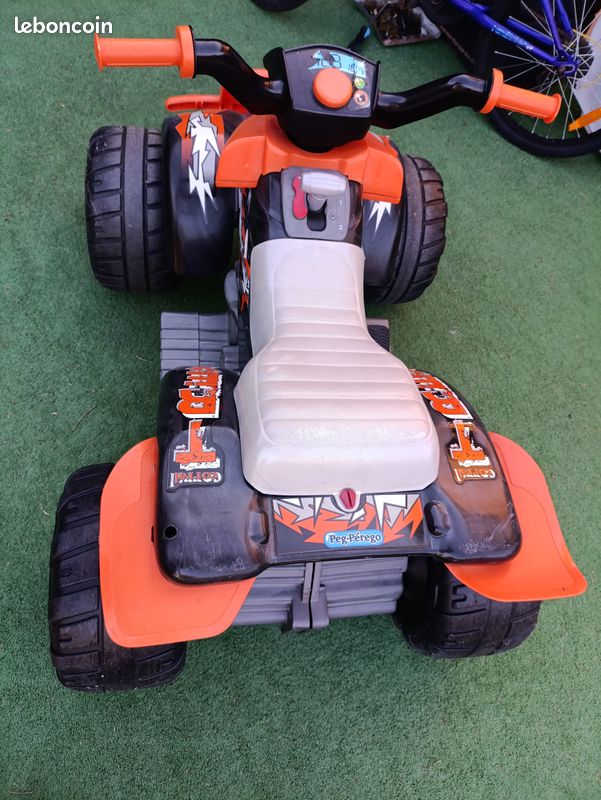Quad peg perego t-rex hors service (image 2)