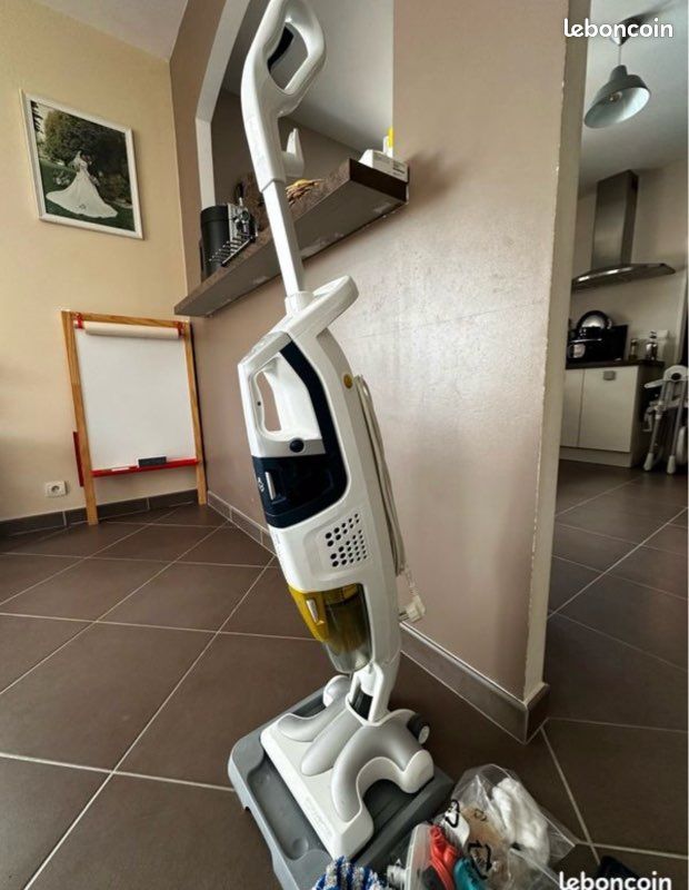 Rowenta Clean & Steam – Aspirateur & nettoyeur vapeur (image 2)