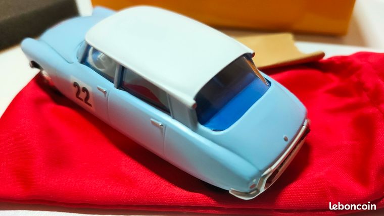 MINIALUXE CALANDRE 1/43 CITROEN DS19 #22 - Les Enquêtes Auto Margot - P00
