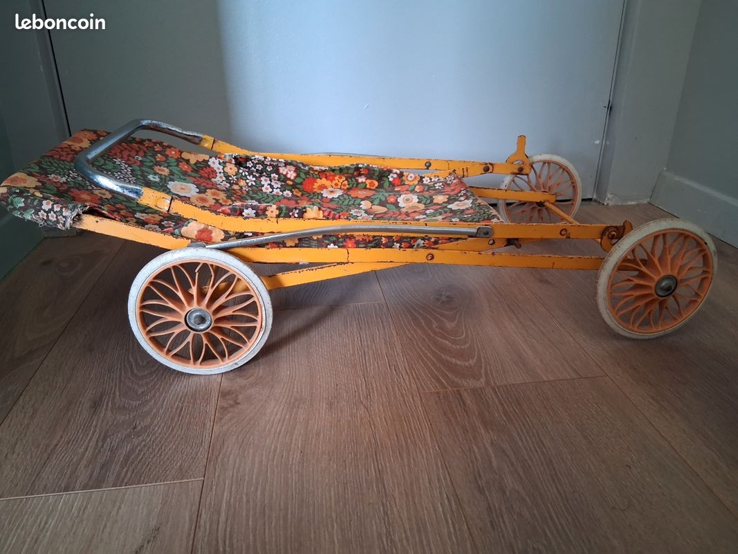 Poussette vintage Jouet ancien des années 60 70
Pliable
Remise en mains propres à Montpellier ou Sète (image 8)