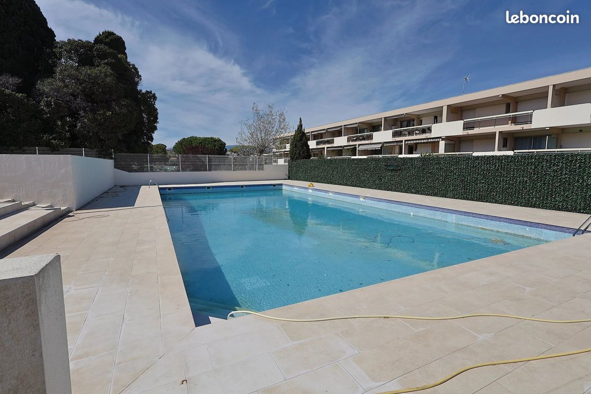 Appartement 1 pièce 28 m² · à Antibes · 28 m² · 99 000 €