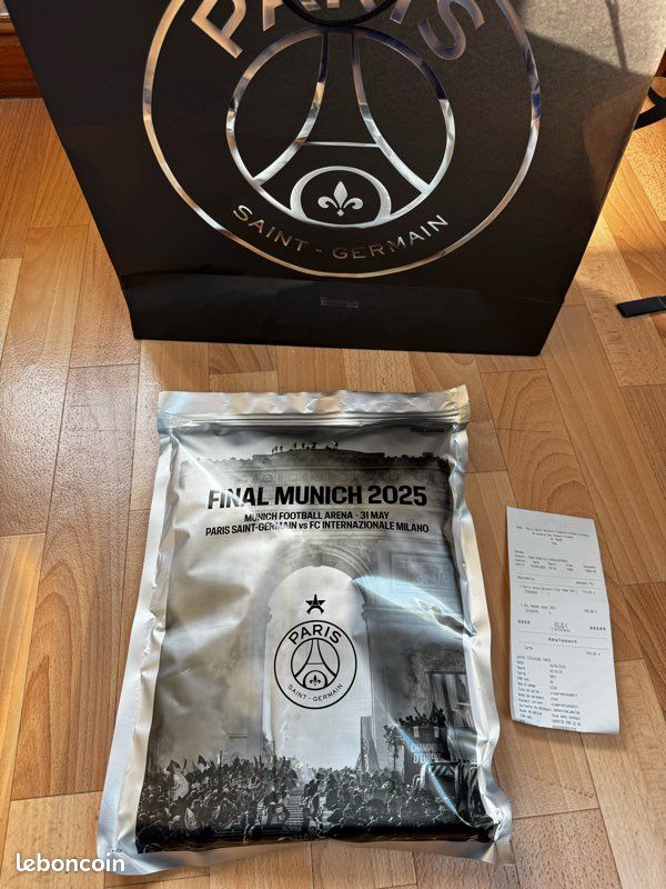 Pack Collector PSG – Maillot Signé + Photo + T-shirt – Taille L – Saison 2024/2025 – Prévente Pour Le 31 Mai 2025