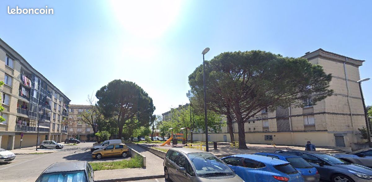 Appartement 5 pièces 81 m² · à Avignon · 81 m² · 666 €