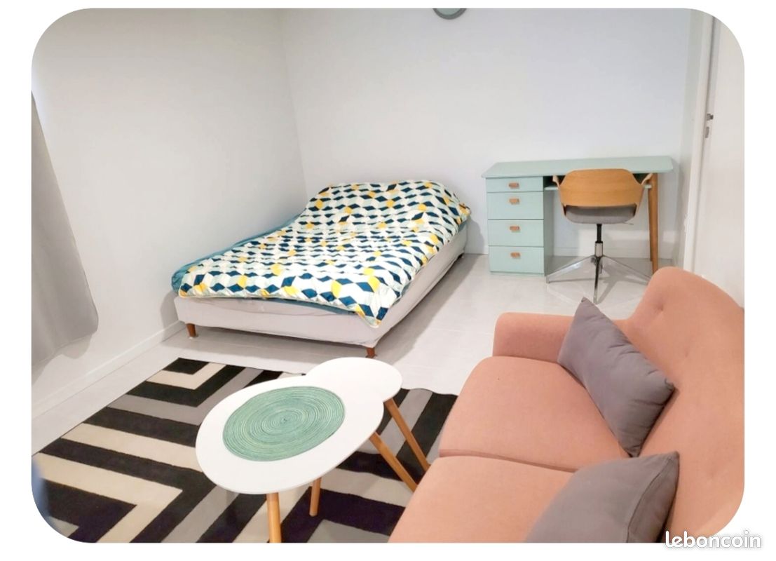 Appartement 1 pièce 28 m² · à Orsay · 28 m² · 980 €/mois