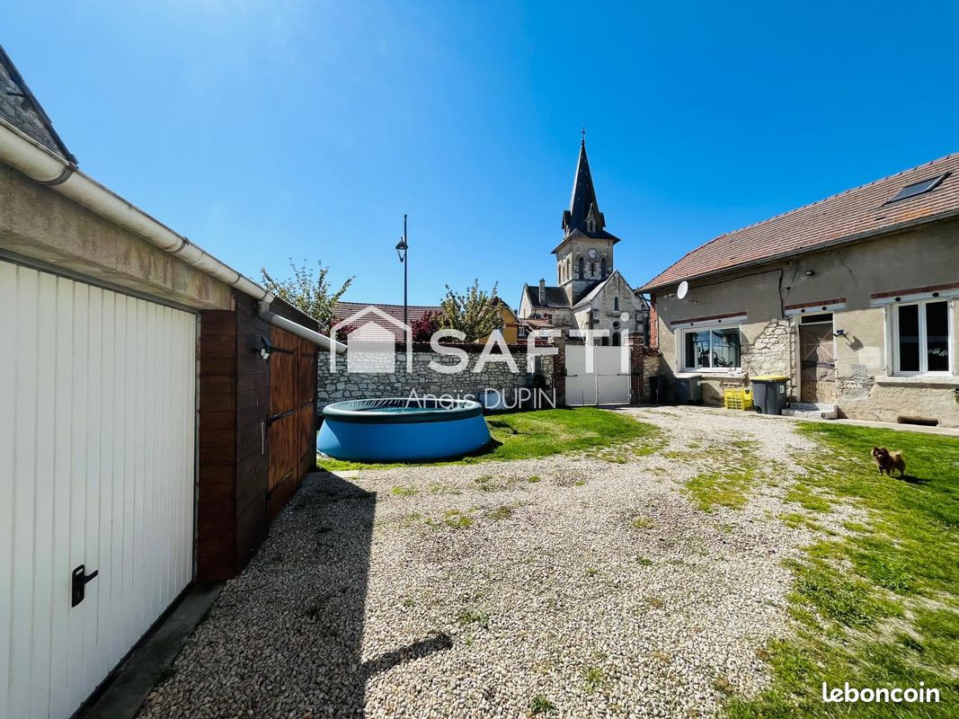 Propriété 8 pièces 180 m² (image 2)