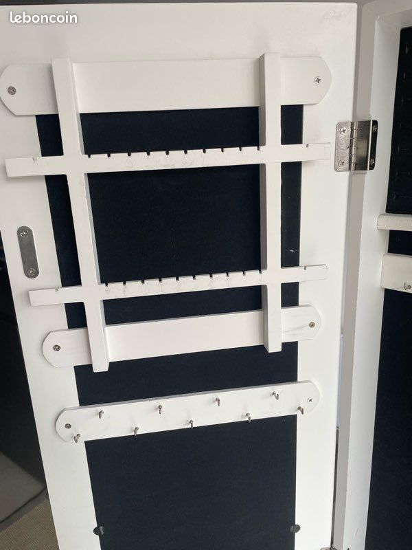 Armoire à bijoux (image 3)
