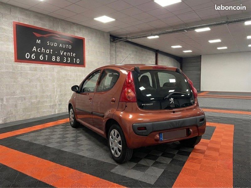 Peugeot 107 1.0 Boite Automatique CarPlay (image 4)