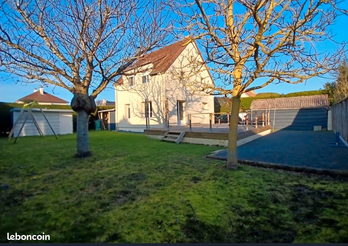 Maison 4 pièces 75 m² · à Ver-sur-Mer · 75 m² · 245 000 €