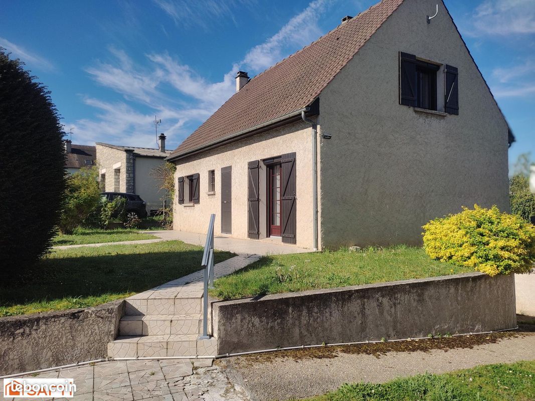Maison 6 pièces 113 m² · à Mantes-la-Ville · 113 m² · 279 900 €