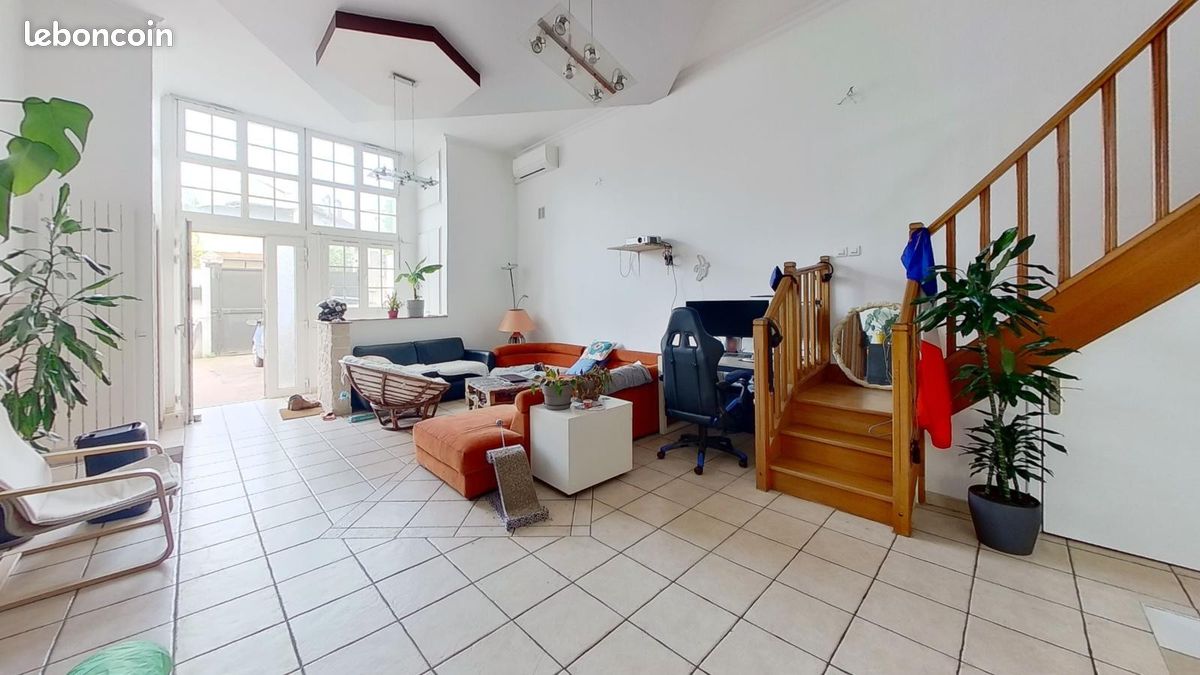 Appartement 4 pièces 105 m² · à Drancy · 105 m² · 1 800 €/mois