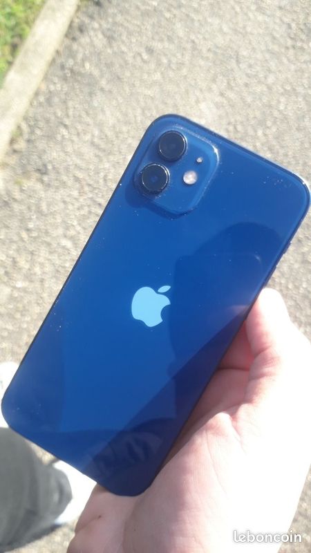 IPhone 12 (image 1)