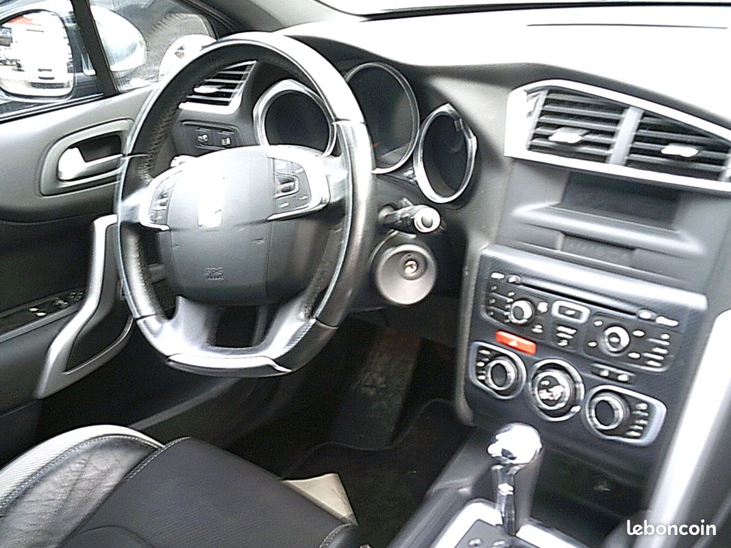 DS4 1.6 hdi 120 Boite auto - 114 000 kms - première main (image 3)