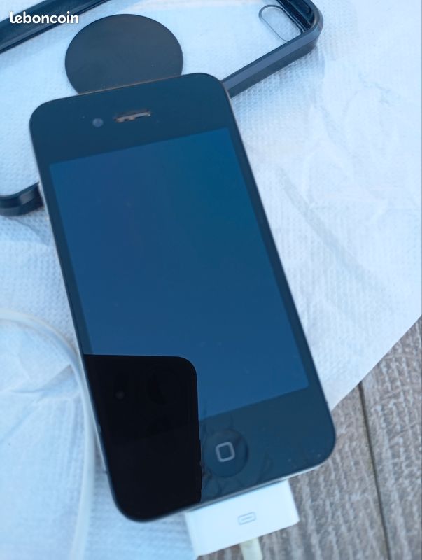 I phone (image 2)