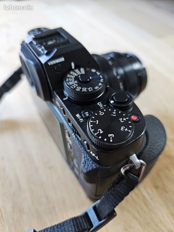 Fujifilm X-T1 + XF 35mm F2 WR + 3 batteries (~600 déclenchements) (image 7)