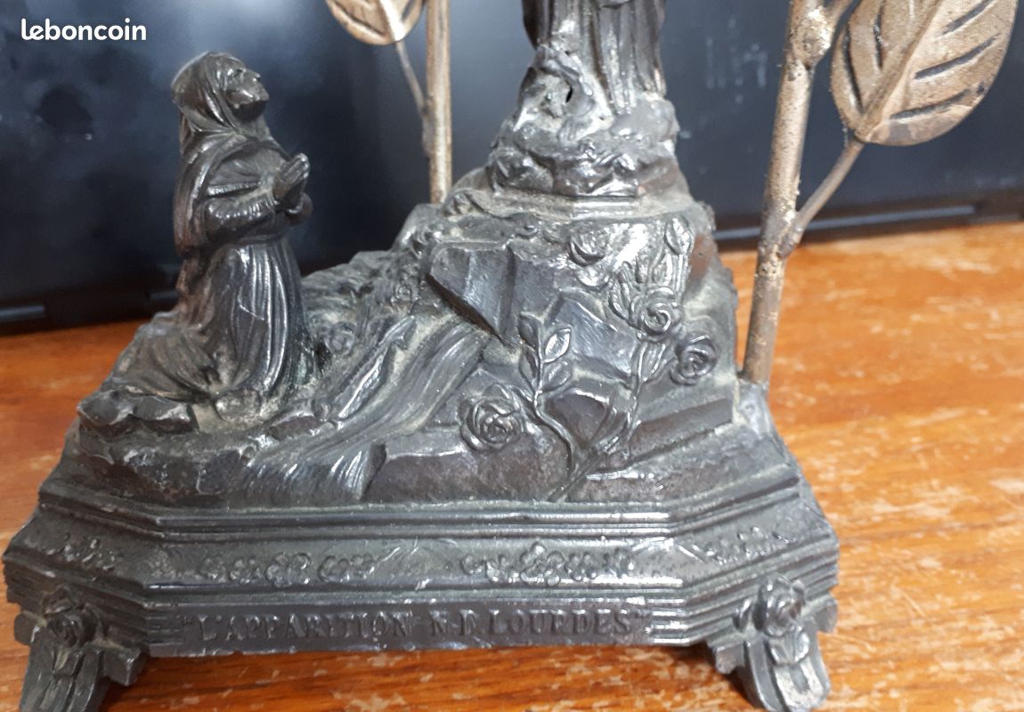 Statue Religieuse Notre Dame de Lourdes - 40cm | La Boutique des Chrétiens