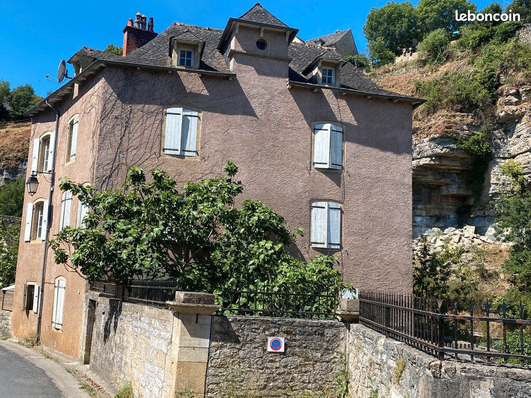 Maison 8 pièces 165 m² · à Bozouls · 165 m² · 318 000 €