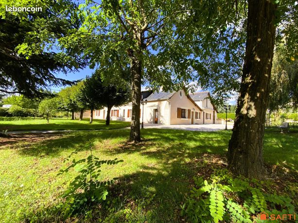 Propriété 8 pièces 220 m²