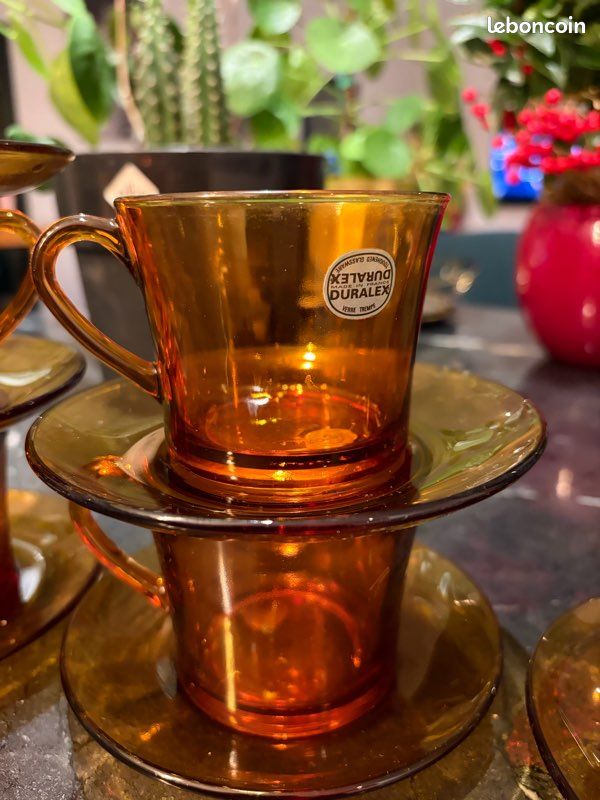 Lot 4 tasses + 4 sous tasses Duralex ambré - Arts de la table