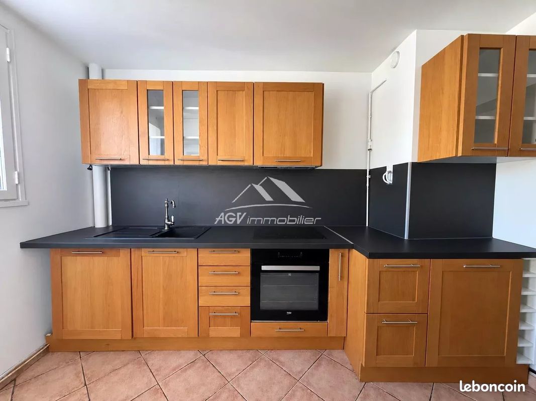 Appartement 5 pièces 94 m² · à Alès · 94 m² · 138 000 €