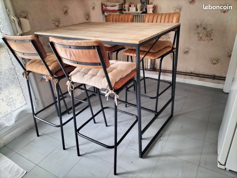 Table haute et chaises (image 2)
