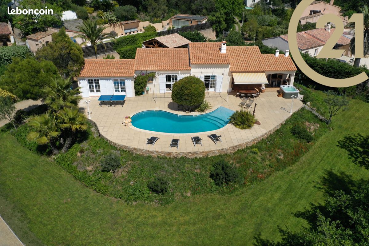 Maison 5 pièces 140 m² · à Puget-sur-Argens · 140 m² · 615 000 €