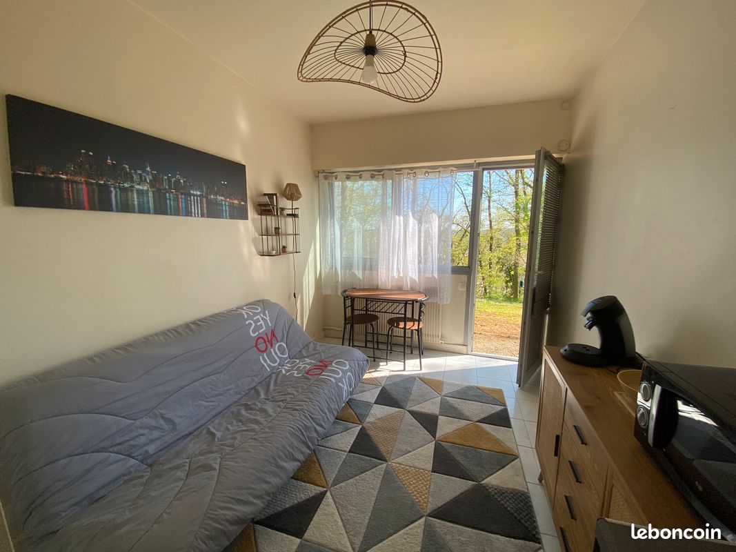 Appartement 1 pièce 14 m² · à Orsay · 13,6 m² · 90 000 €