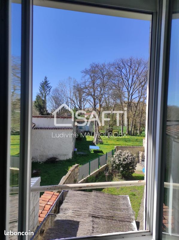 Maison de village 5 pièces 123 m² - Coteaux-du-Blanzacais 16250 Blanzac-Porcheresse (image principale 2)