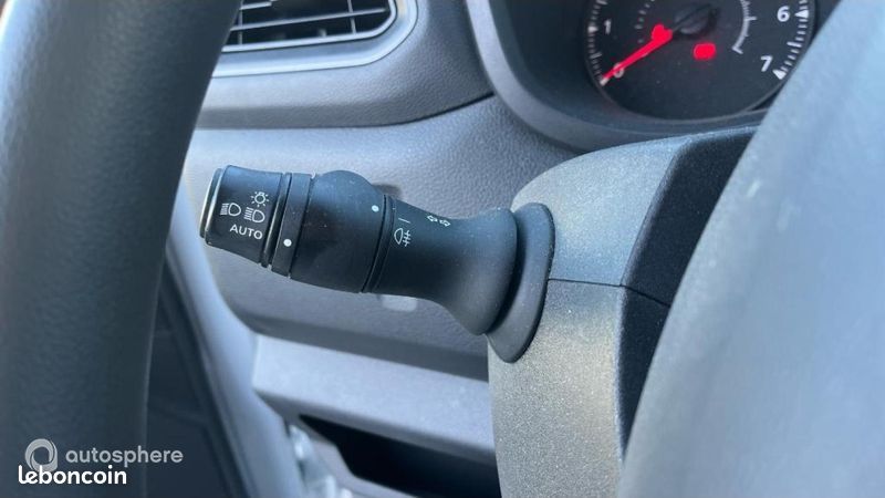 Renault Master Véhicule utilitaire ou Société F3500 L3H3 2.3 Blue dCi 135ch Confort Euro6E (image 23)