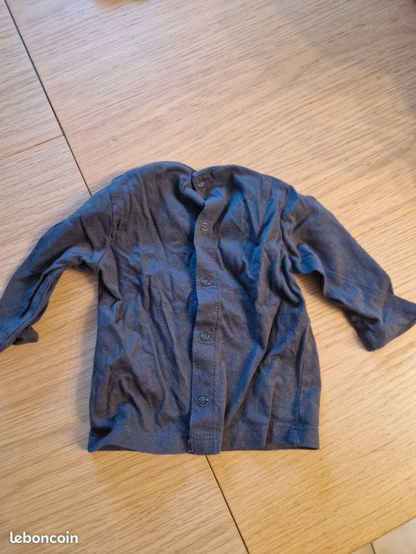 Tee-shirt taille 3 mois (image 3)
