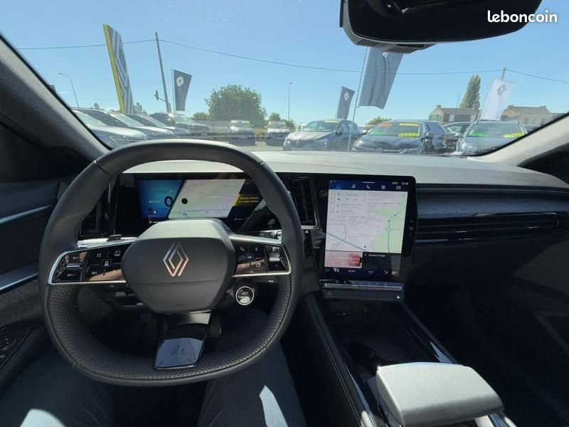 Renault Espace 1.2 E-Tech full hybrid 200ch Techno 7 places - 24 (image 12)