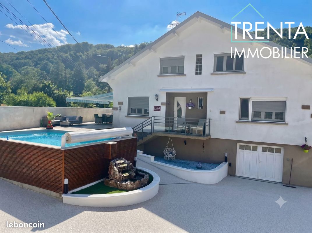 Maison 10 pièces 134 m² · à Échenoz-la-Méline · 134 m² · 280 800 €