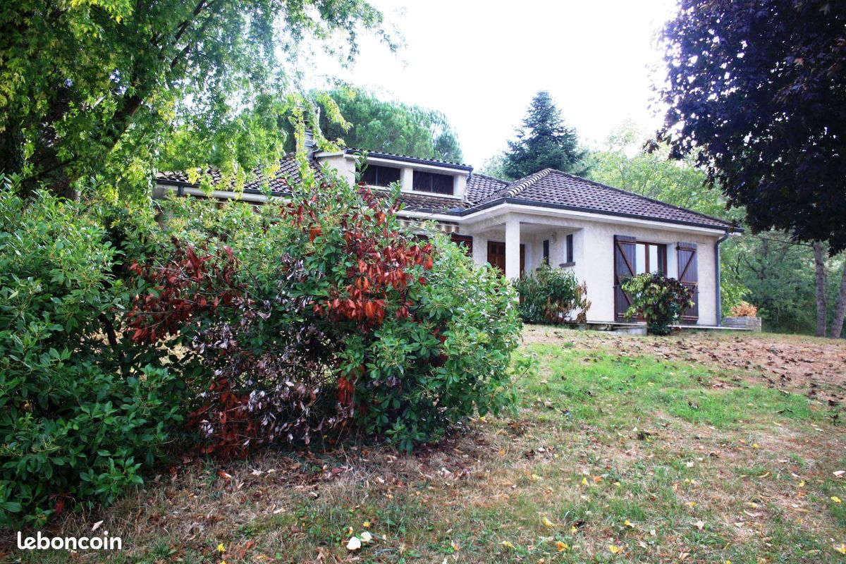Maison 6 pièces 136 m² · à Briatexte · 136 m² · 215 000 €