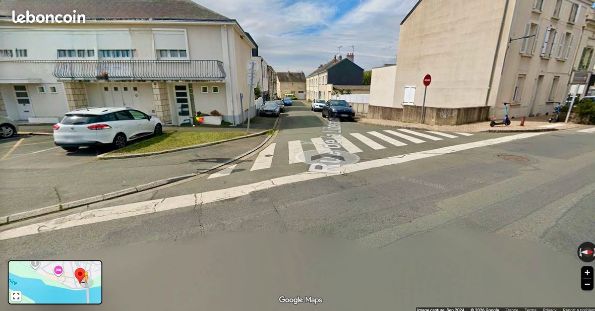 Opportunité rare aux Ponts-de-Cé Grand garage fermé avec parcelle privative · à Les Ponts-de-Cé · 65 000 €