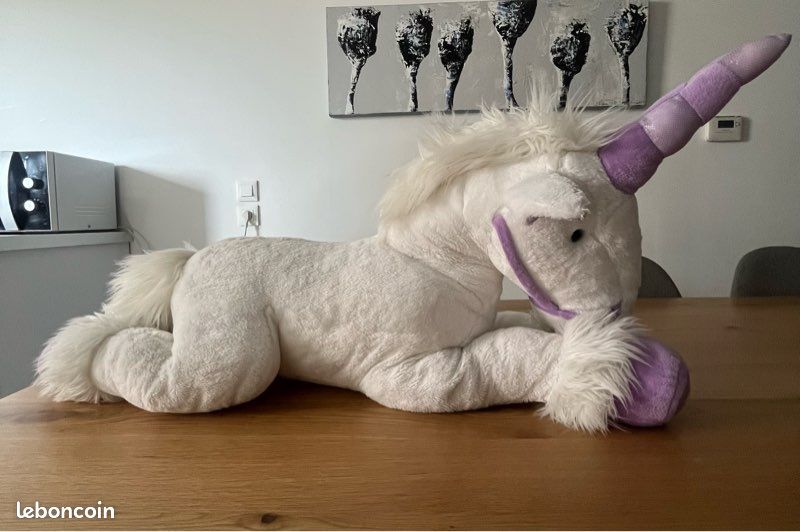 Licorne En Peluche GÃ©ante Peluche Licorne Geante Pas Cher - Main Image