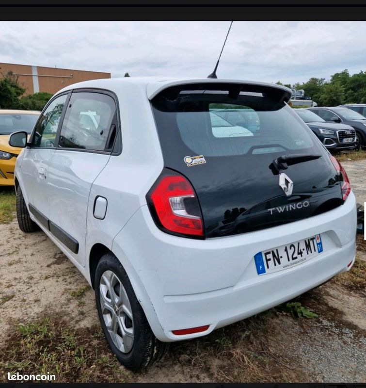Twingo 75 ch 2020 suivi complet (image 3)