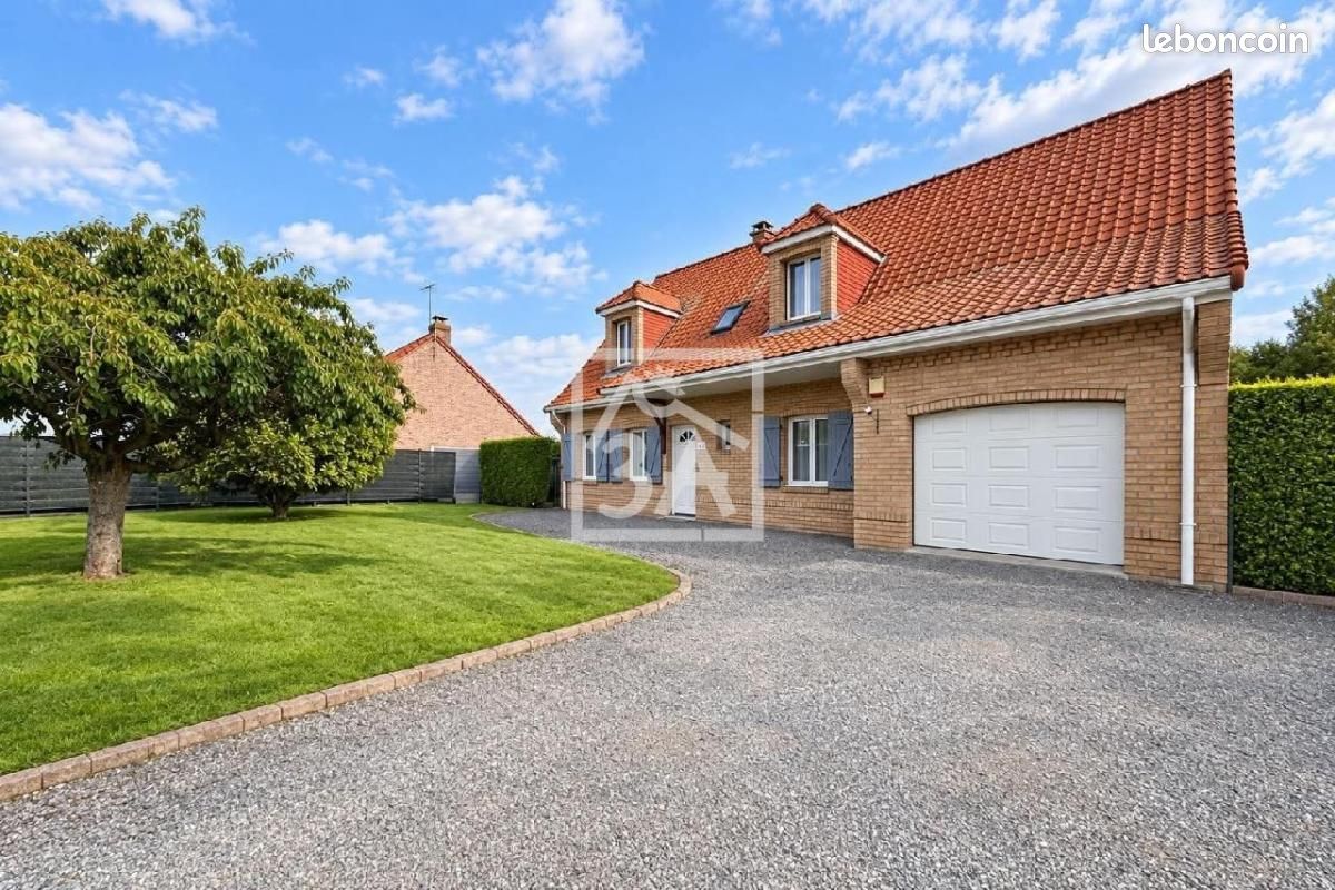 Maison 6 pièces 132 m² · à Hallines · 132 m² · 324 900 €