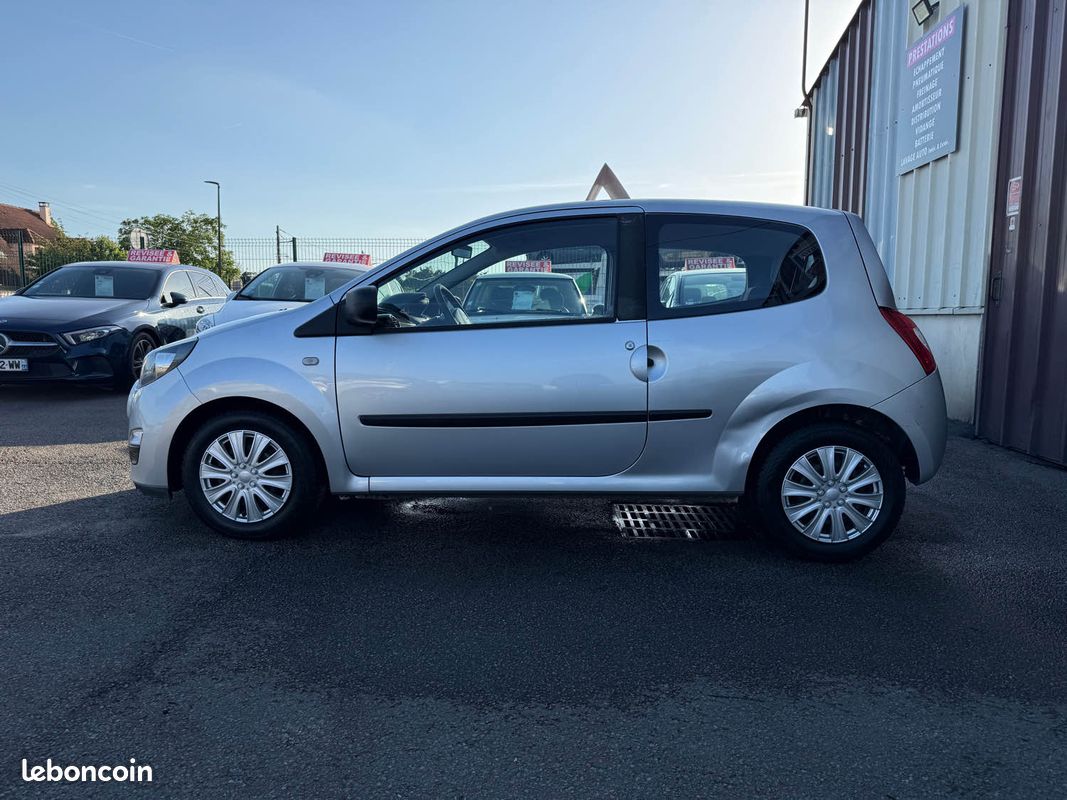 Renault twingo 2 phase 2 ethanol 1.2i - 16v 75cv 2014 (image 6)