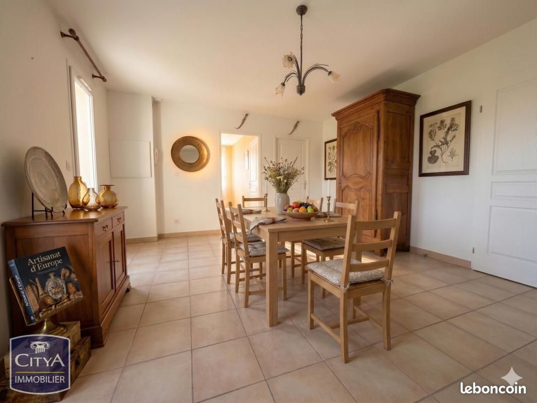 Maison 3 pièces 81 m² · à Meursac · 81 m² · 173 000 €